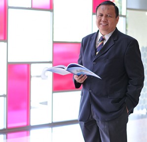 Prof. Dr. Ruzairi Abdul Rahim
