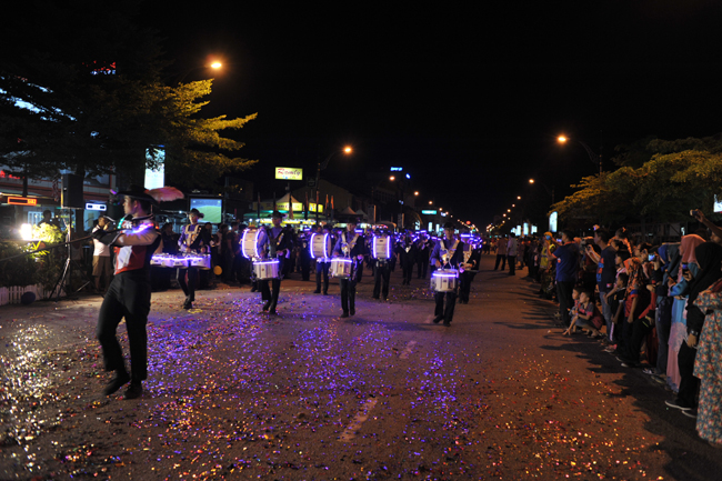 8th Town and Gown Procession Tone Up Batu Pahat Town