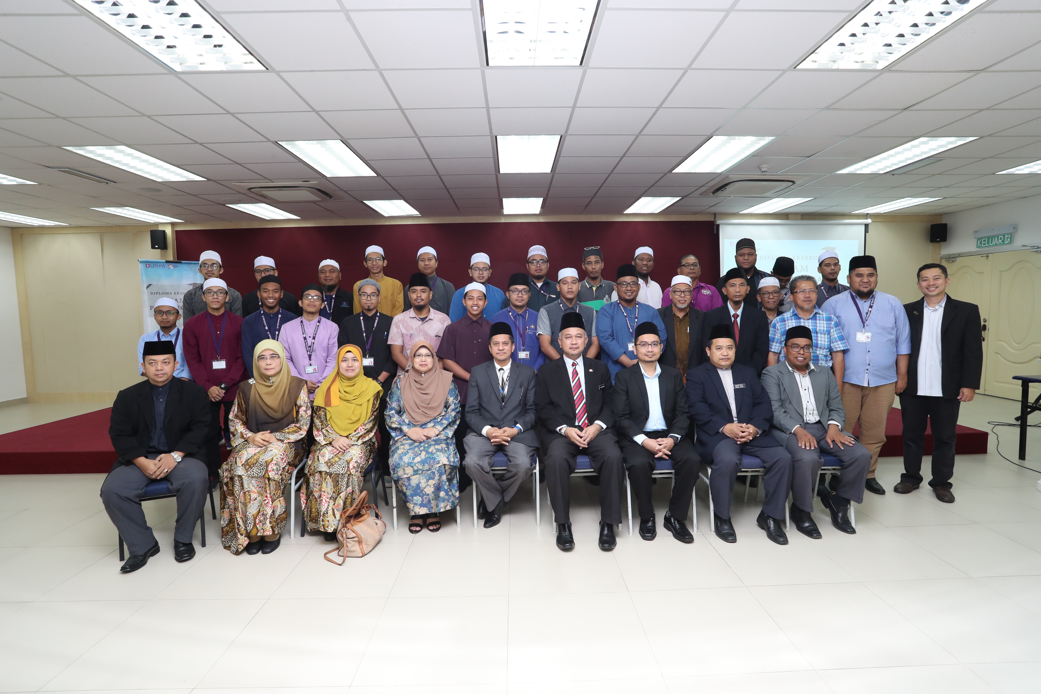 UTHM universiti pertama perkenal program Diploma Eksekutif Imam Profesional