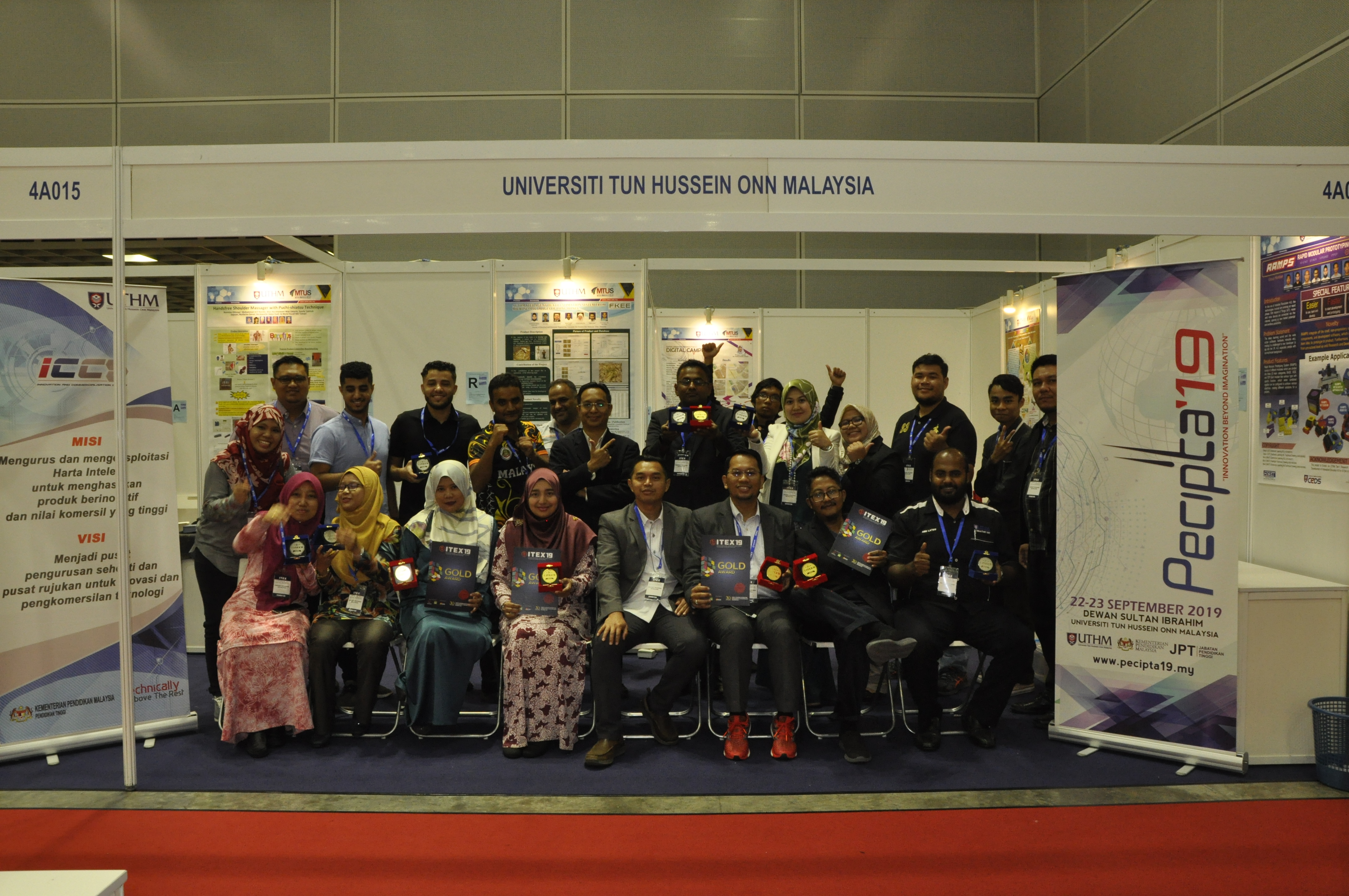UTHM wins 10 medals at ITEX 2019