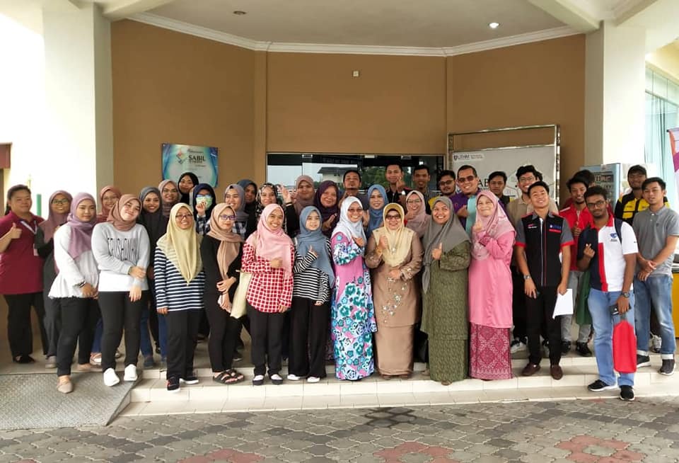 Pelajar UTHM terima manfaat program ‘Food Bank Siswa Malaysia’ Fasa 3/2019