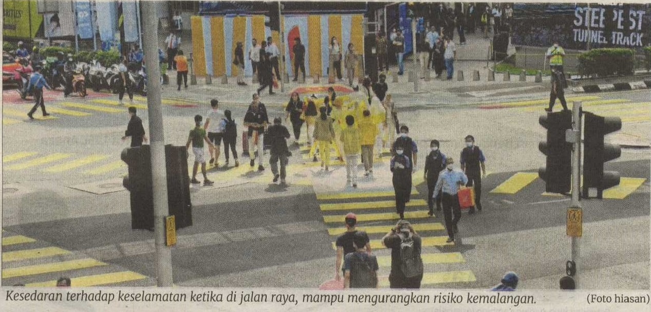 Keratan Akhbar Berita Harian – Manfaat Lintasan Pejalan Kaki Elak Korban Nahas Jalan Raya