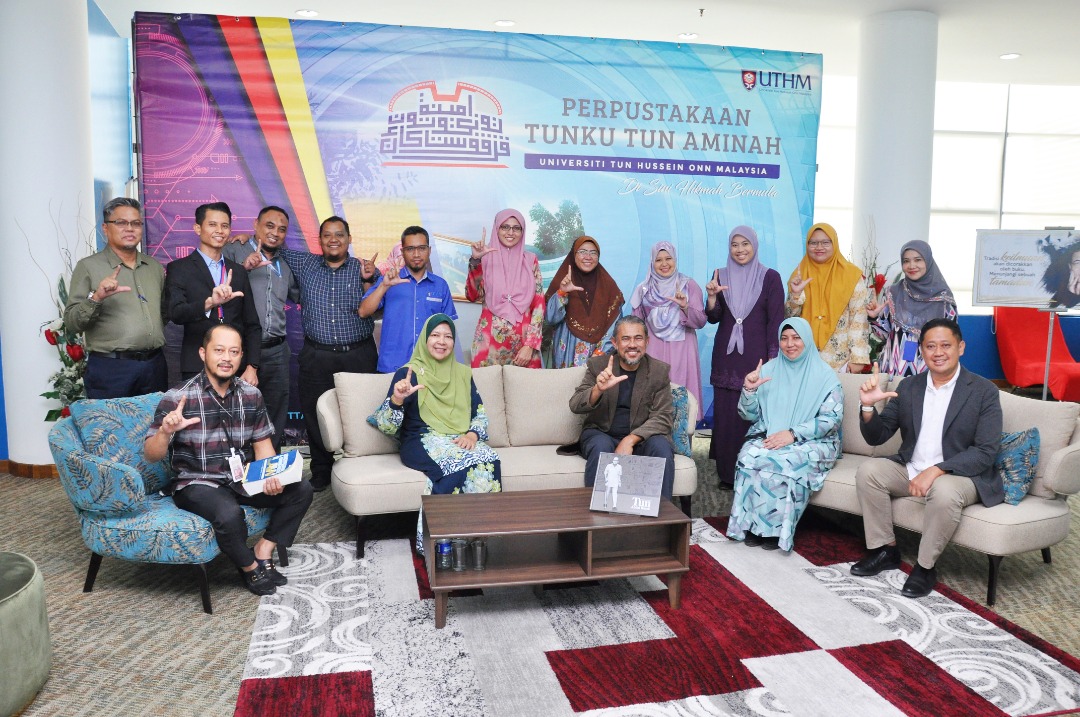 Perpustakaan Tunku Tun Aminah, UTHM raih saguhati Pertandingan SDG Perpustakaan Akademik 2022