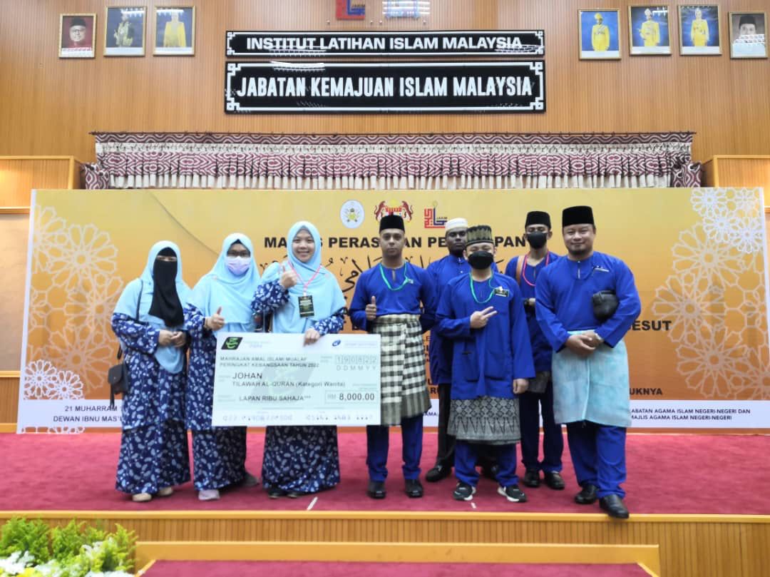 Alumni UTHM, Nur Salina Pei Abdullah johan tilawah al-Quran