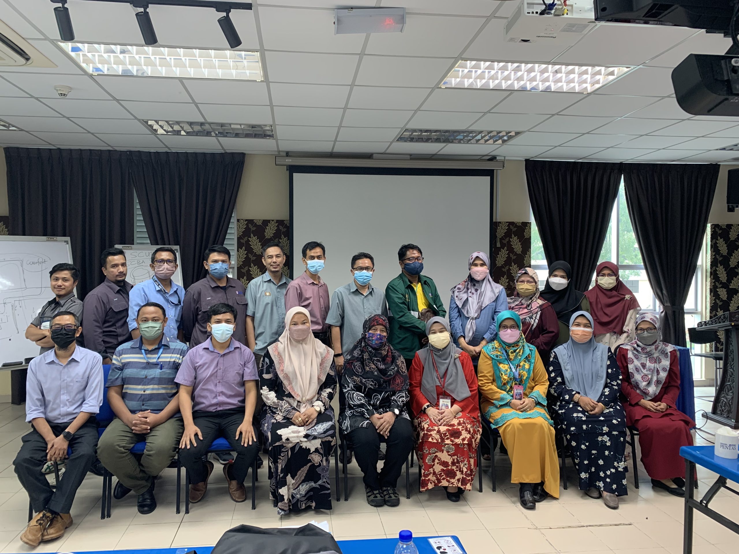 OSHE UTHM anjur kursus SiRAC pertama di Malaysia, tauliah 20 staf UTHM