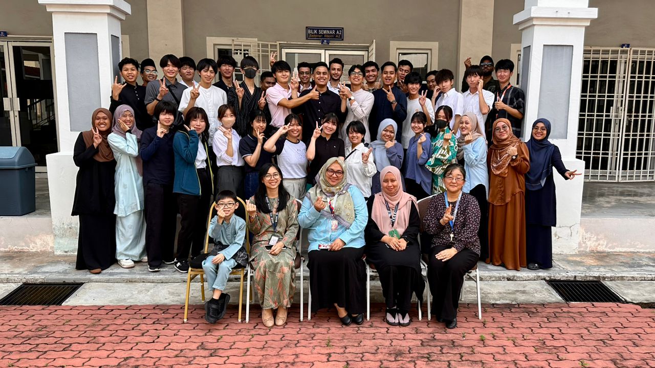 International Culture and Language Club UTHM hosts Enriching Cultural Exchange Session with Japanese Students