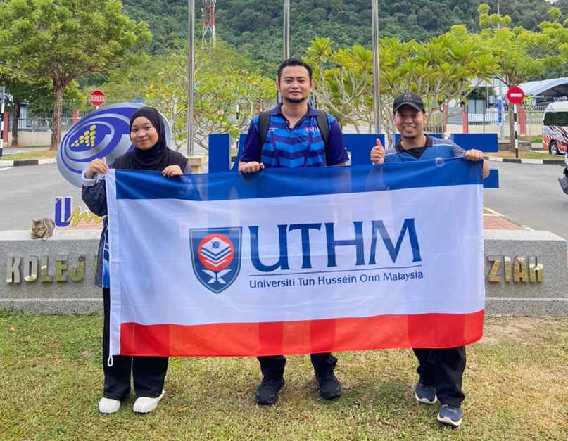 Dua pelajar UTHM terpilih ke Misi Bantuan Kemanusiaan dan Peredaan Bencana di Selatan Thailand