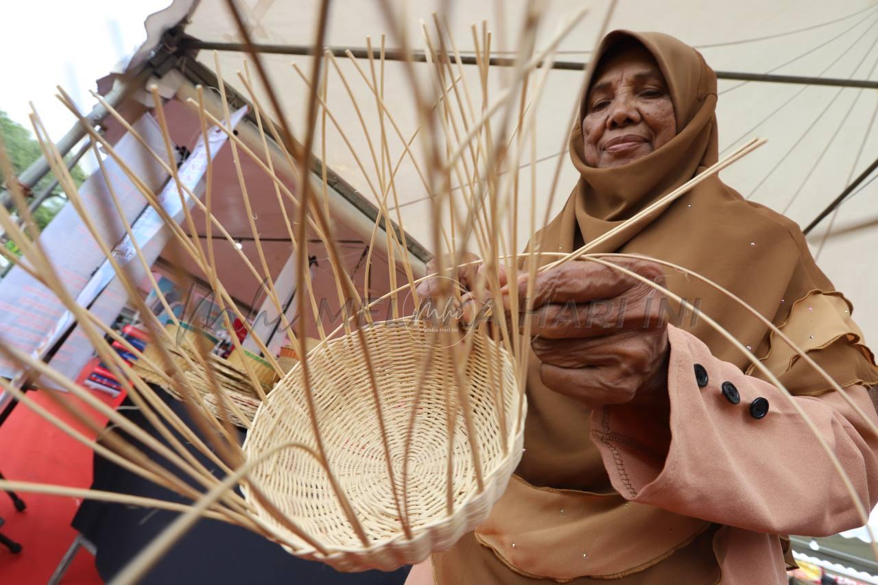 Lestarikan TVET untuk warga emas