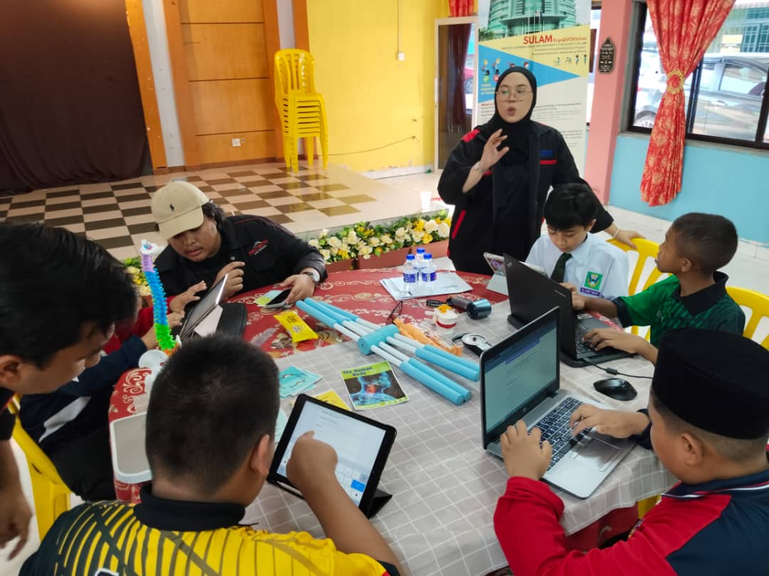 International ErgoQUIZ@School tarik minat 2434 peserta dari tiga negara