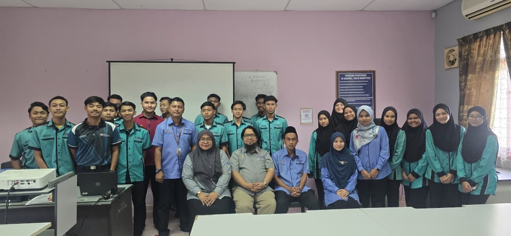 UTHM-Kolej Vokasional Batu Pahat jalin kerjasama persiap bakat muda mahir IoT