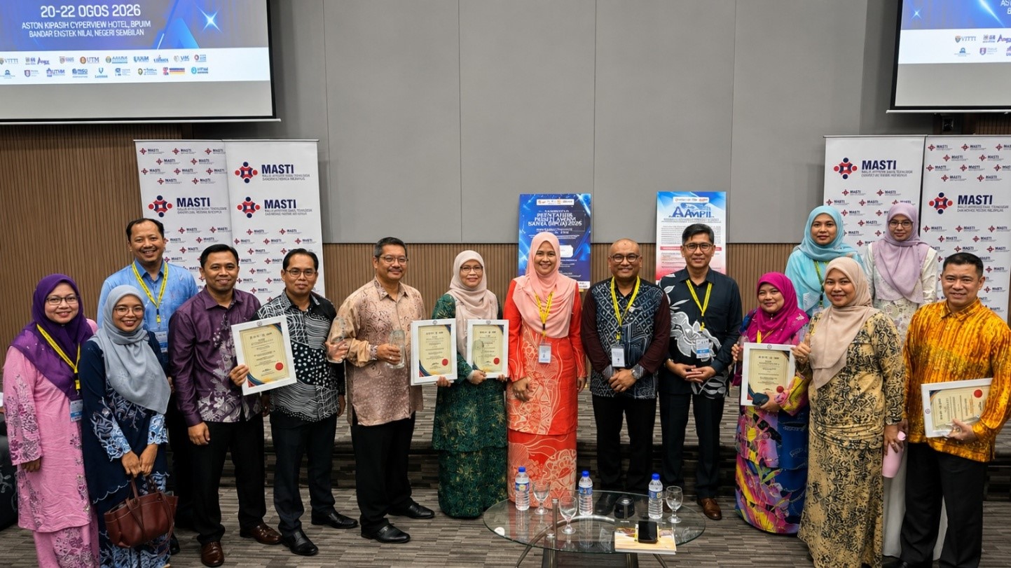 PENTAS UTHM raih lima anugerah, ranking ketiga tertinggi UA sempena Hari Pentadbir Universiti Awam 2026